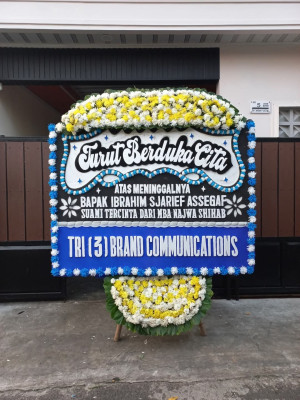 Papan Bunga Duka di Tawangmangu